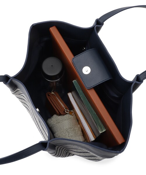 Reflect（リフレクト）の「【しっかり容量◎】キャンバス地ボーダートートバッグ（トートバッグ・レディース・ベージュ系その他6/ネイビー系2・00）」の22枚目の写真