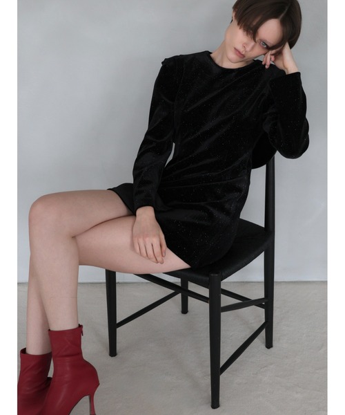 AMOMMA(アモマ)の「LAME PADDED MINI DRESS(ドレス・レディース・ブラック・FREE)」の1枚目の写真
