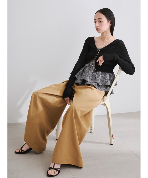 FRAY I.D（フレイアイディー）の「ランダムペプラムニットベアトップス（チューブトップ・レディース・ブルー/ブラック/マルチ/ベージュ・F）」の19枚目の写真