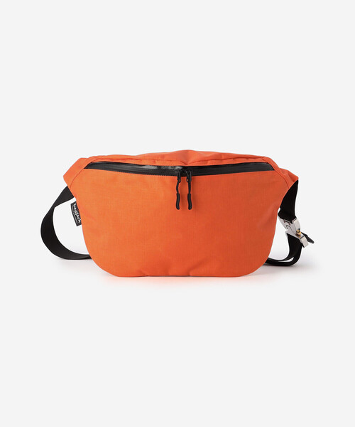 BAGJACK（バッグジャック）の「bagjack |〈別注〉コブラバックル ビッグヒップバッグ UNISEX（ボディバッグ/ウエストポーチ・レディース・カモフラージュ/オレンジ/ベージュ/ブラック・ONE）」の3枚目の写真