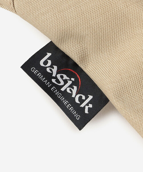 BAGJACK（バッグジャック）の「bagjack |〈別注〉コブラバックル ビッグヒップバッグ UNISEX（ボディバッグ/ウエストポーチ・レディース・カモフラージュ/オレンジ/ベージュ/ブラック・ONE）」の9枚目の写真