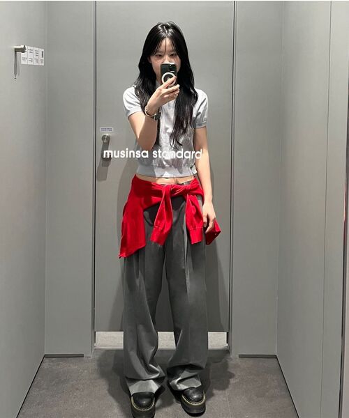MUSINSA STANDARD WOMAN（ムシンサスタンダードウーマン）の「ウィメンズウォッシャブルスーピマコットンニットポロシャツ[アッシュライトブルー]（ニット/セーター・レディース・その他・SMALL/MEDIUM/LARGE/X-SMALL）」の4枚目の写真
