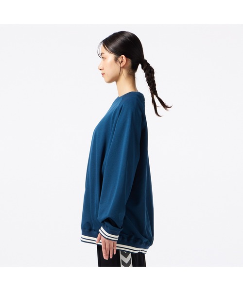 hummel（ヒュンメル）の「hummel/ヒュンメル HMP ｽｳｪｯﾄｸﾙｰﾈｯｸ（スウェット・レディース・ブラック/ネイビー・S/M/L/XL）」の5枚目の写真