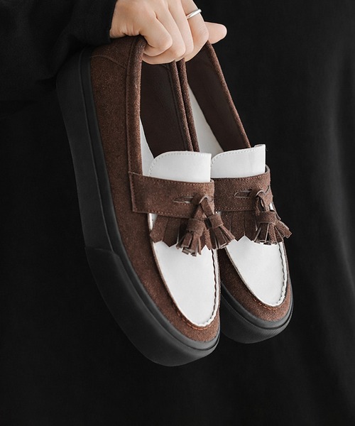 CALIFORNIA OUTFITTERS（カリフォルニア アウトフィッターズ）の「1D65-SZ ボリュームソール タッセルローファー 厚底（ローファー・メンズ・ブラック/ブラウン・44/42/40）」の2枚目の写真