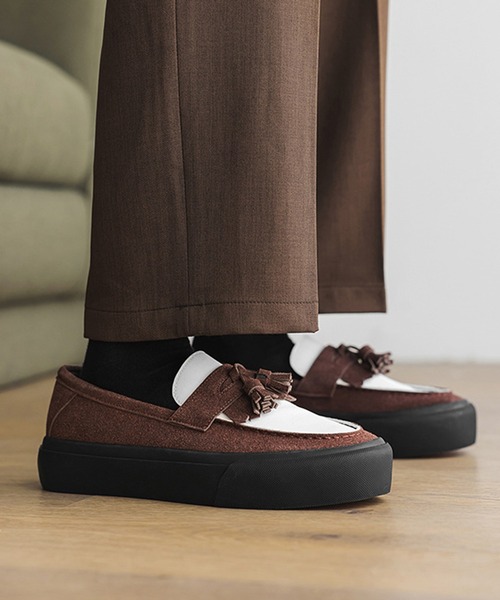 CALIFORNIA OUTFITTERS（カリフォルニア アウトフィッターズ）の「1D65-SZ ボリュームソール タッセルローファー 厚底（ローファー・メンズ・ブラック/ブラウン・44/42/40）」の4枚目の写真