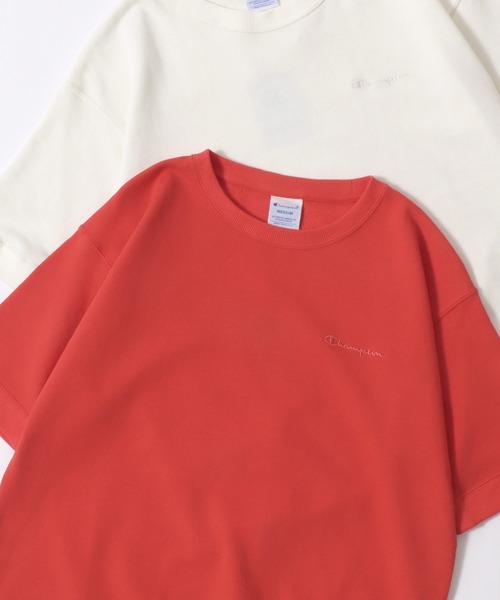 Champion(チャンピオン)の「Champion/チャンピオン コットンUSA 裏毛 ロゴワッペン ワンポイント刺繍 半袖スウェット トレーナー/レディース(スウェット・レディース・ネイビー/レッド/オリーブドラブ/アッシュグレー/オフホワイト/ブラック・M/L)」の6枚目の写真