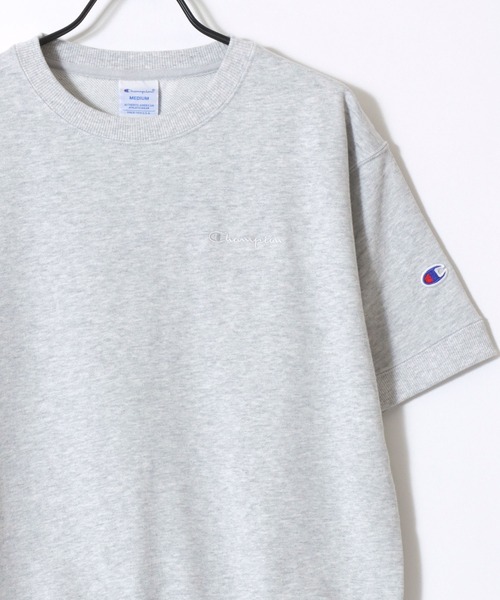 Champion(チャンピオン)の「Champion/チャンピオン コットンUSA 裏毛 ロゴワッペン ワンポイント刺繍 半袖スウェット トレーナー/レディース(スウェット・レディース・ネイビー/レッド/オリーブドラブ/アッシュグレー/オフホワイト/ブラック・M/L)」の9枚目の写真