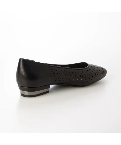 Riz raffinee（リズラフィーネ）の「カットワークフラットパンプス（パンプス・レディース・ブラック・24.5cm/24cm/23.5cm/23cm/22.5cm）」の19枚目の写真