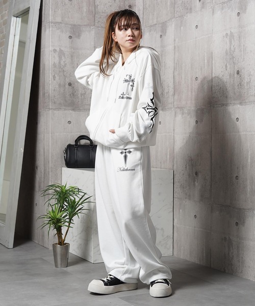 1111clothing(ワンフォークロージング)の「【セットアップ可能】クロス デザイン ZIPパーカー / Cross Design ZIP Hoodie(パーカー・メンズ・ホワイト/ブラック×ホワイト/ブラック×ブルー・L/M)」の10枚目の写真