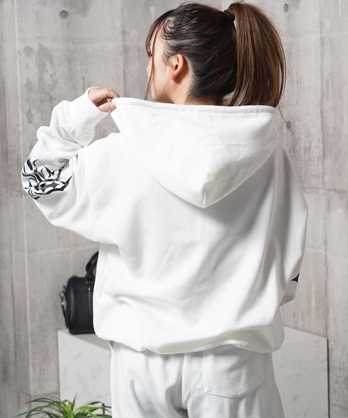1111clothing(ワンフォークロージング)の「【セットアップ可能】クロス デザイン ZIPパーカー / Cross Design ZIP Hoodie(パーカー・メンズ・ホワイト/ブラック×ホワイト/ブラック×ブルー・L/M)」の13枚目の写真