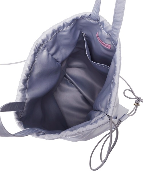 Maison de FLEUR（メゾンドフルール）の「ギャザーリボンナップサック（バックパック/リュック・レディース・グレー/ブラック・FREE）」の12枚目の写真