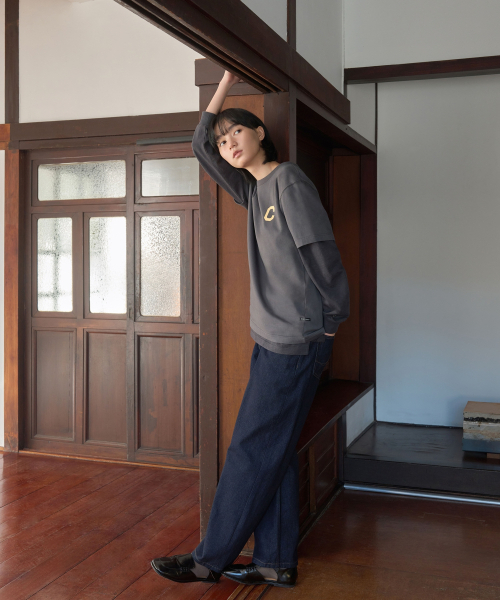 COVERNAT（カバーナット）の「クールコットンCロゴTシャツディープブルー（Tシャツ/カットソー・レディース・その他・SMALL/MEDIUM/LARGE/X-LARGE/XX-LARGE/X-SMALL）」の11枚目の写真