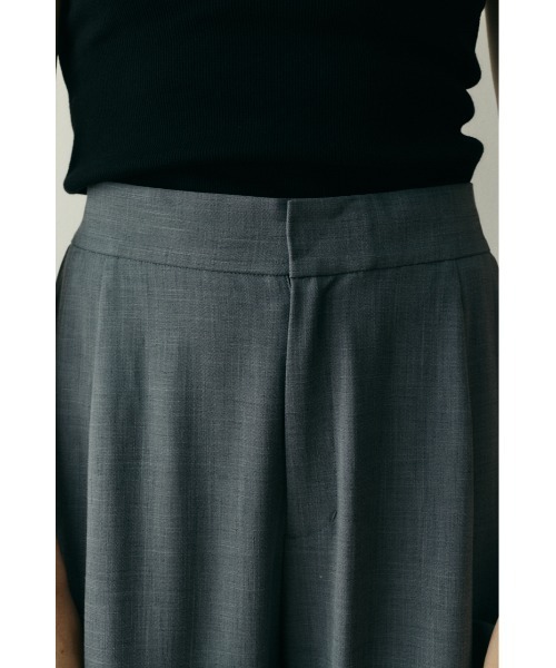 HeRIN.CYE(ヘリンドットサイ)の「Side big pocket pants サイドビッグポケットパンツ(その他パンツ・レディース・グレー/ブラック・38/36)」の13枚目の写真