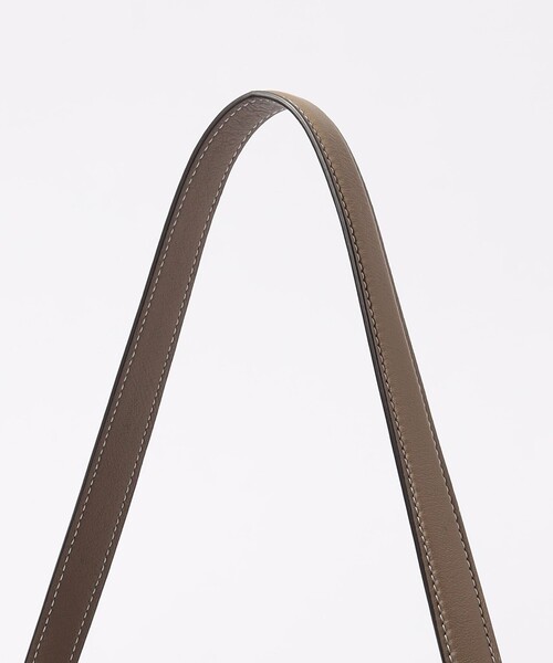 TOMORROWLAND （トゥモローランド）の「ADVENE SHOULDER BUCKET バッグ（ショルダーバッグ・レディース・アッシュブラウン・FREE）」の6枚目の写真