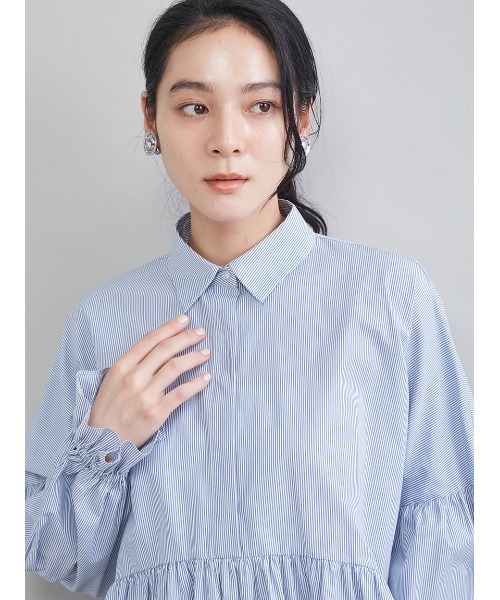 Mila Owen（ミラオーウェン）の「シャツ衿ギャザーチュニックブラウス（シャツ/ブラウス・レディース・ブルー/ホワイト/イエロー/ピンク・F）」の5枚目の写真