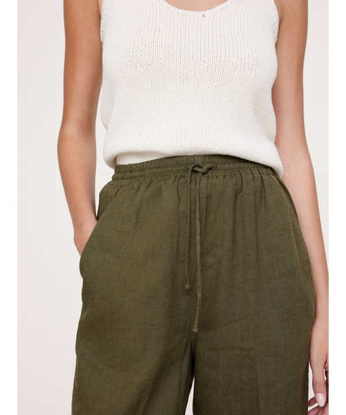 Banana Republic(バナナリパブリック)の「ゲッタウェイ ストレート レッグ プルオン リネン パンツ(その他パンツ・レディース・ブルー/ナチュラル/ブラウン/オリーブ/ブラック/ホワイト・XS/L/M/S)」の22枚目の写真