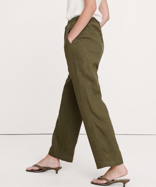 Banana Republic(バナナリパブリック)の「ゲッタウェイ ストレート レッグ プルオン リネン パンツ(その他パンツ・レディース・ブルー/ナチュラル/ブラウン/オリーブ/ブラック/ホワイト・XS/L/M/S)」の5枚目の写真