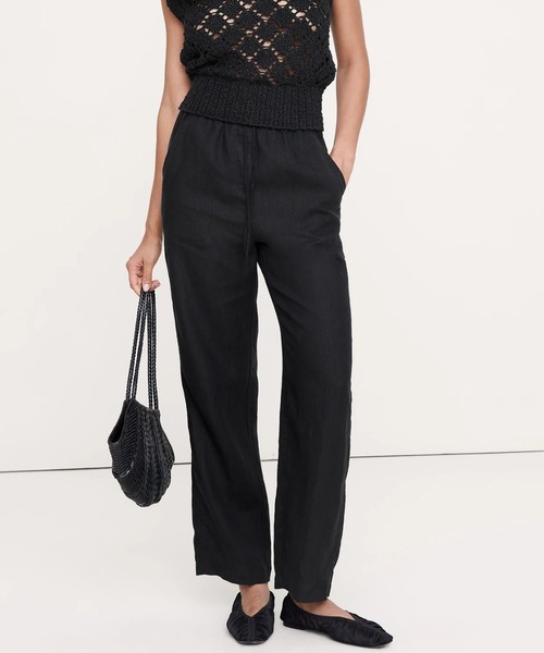 Banana Republic(バナナリパブリック)の「ゲッタウェイ ストレート レッグ プルオン リネン パンツ(その他パンツ・レディース・ブルー/ナチュラル/ブラウン/オリーブ/ブラック/ホワイト・XS/L/M/S)」の3枚目の写真