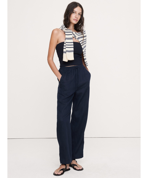 Banana Republic(バナナリパブリック)の「ゲッタウェイ ストレート レッグ プルオン リネン パンツ(その他パンツ・レディース・ブルー/ナチュラル/ブラウン/オリーブ/ブラック/ホワイト/ダークブラウン/ネイビー/イエロー・XS/L/M/S)」の19枚目の写真