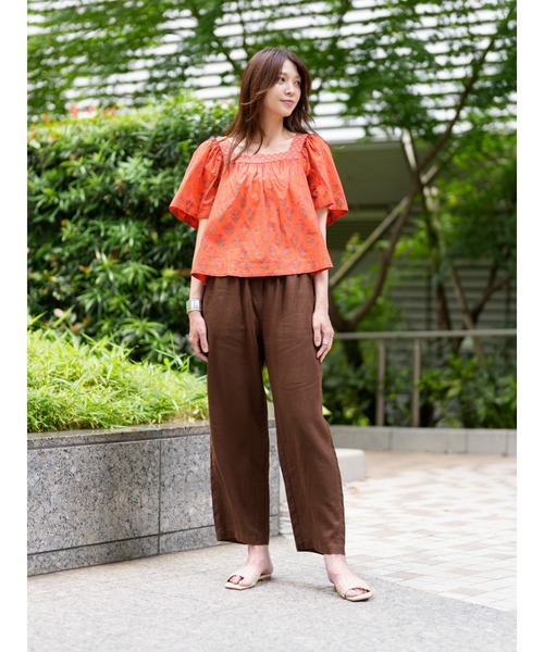 Banana Republic(バナナリパブリック)の「ゲッタウェイ ストレート レッグ プルオン リネン パンツ(その他パンツ・レディース・ブルー/ナチュラル/ブラウン/オリーブ/ブラック/ホワイト/ダークブラウン/ネイビー/イエロー・XS/L/M/S)」の22枚目の写真