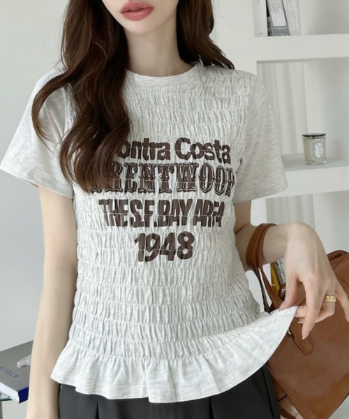Ada.（エイダ）の「シャーリング 半袖 ロゴＴシャツ（Tシャツ/カットソー・レディース・ブラック/オフホワイト/ブルー/オートミール・FREE）」の3枚目の写真