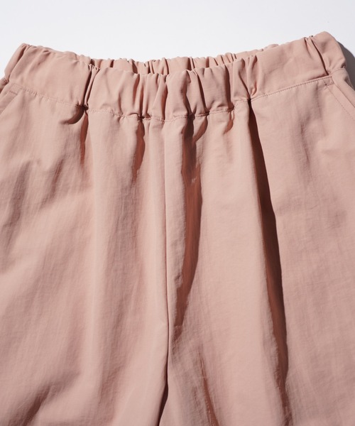 HARVESTY(ハーベスティ)の「HARVESTY / ハーベスティ EASY CIRCUS SHORTS NYLON TUSSAH ナイロンタッサー ショートサーカスパンツ(その他パンツ・レディース・アイボリー/チャコールグレー/ピンク・1/2)」の18枚目の写真