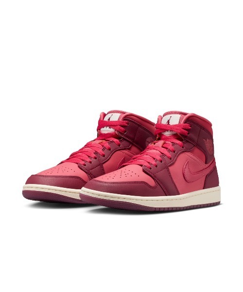 JORDAN BRAND(ジョーダンブランド)の「JORDAN BRAND Air Jordan 1 Mid Se(ジョーダンブランド エアジョーダン 1 ミッド SE)(スニーカー・メンズ・ピンク系・29cm/28.5cm/28cm/27.5cm/27cm/26.5cm/26cm/25.5cm/25cm/24.5cm/24cm/23.5cm/23cm)」の1枚目の写真