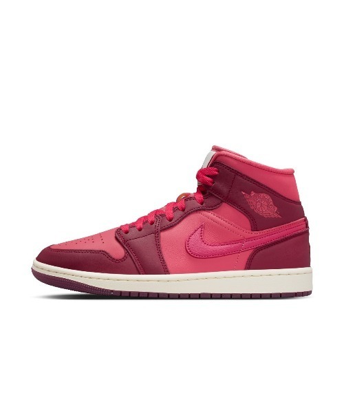 JORDAN BRAND(ジョーダンブランド)の「JORDAN BRAND Air Jordan 1 Mid Se(ジョーダンブランド エアジョーダン 1 ミッド SE)(スニーカー・メンズ・ピンク系・29cm/28.5cm/28cm/27.5cm/27cm/26.5cm/26cm/25.5cm/25cm/24.5cm/24cm/23.5cm/23cm)」の2枚目の写真