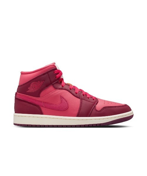 JORDAN BRAND(ジョーダンブランド)の「JORDAN BRAND Air Jordan 1 Mid Se(ジョーダンブランド エアジョーダン 1 ミッド SE)(スニーカー・メンズ・ピンク系・29cm/28.5cm/28cm/27.5cm/27cm/26.5cm/26cm/25.5cm/25cm/24.5cm/24cm/23.5cm/23cm)」の4枚目の写真