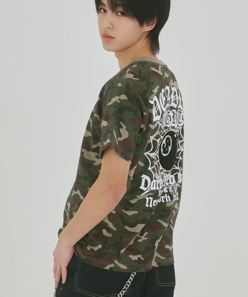SPINNS（スピンズ）の「8ボールバックプリント半袖Tシャツ/サガラ刺繍ロゴ/ワンポイント/レギュラー丈（Tシャツ/カットソー・メンズ・ホワイト/ピンク/ブラック系その他/ウッドランド・ONESIZE）」の15枚目の写真