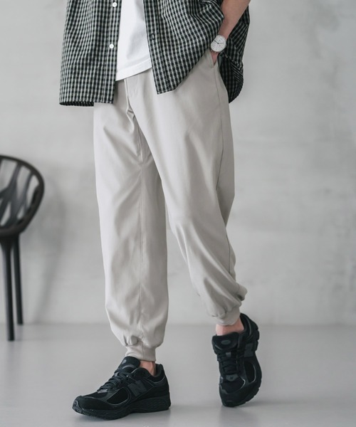 Rocky Monroe(ロッキーモンロー)の「接触冷感 多機能ストレッチクロップドイージージョガーパンツ(その他パンツ・メンズ・グレー/ブラック/ブルーグレー/ブルーグリーン/カーキ/サックスブルー/ベージュ/ネイビー/チャコール/インディゴブルー/ブラウン/オフホワイト・XL/M/XXL/L/S)」の3枚目の写真