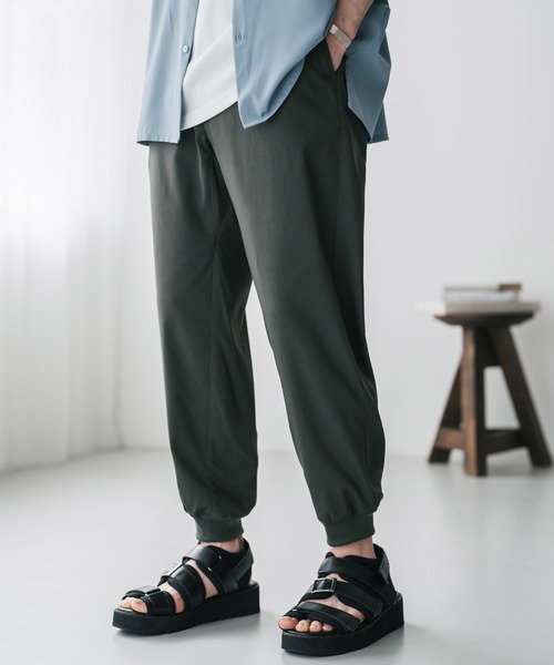 Rocky Monroe(ロッキーモンロー)の「接触冷感 多機能ストレッチクロップドイージージョガーパンツ(その他パンツ・メンズ・グレー/ブラック/ブルーグレー/ブルーグリーン/カーキ/サックスブルー/ベージュ/ネイビー/チャコール/インディゴブルー/ブラウン/オフホワイト・XL/M/XXL/L/S)」の5枚目の写真