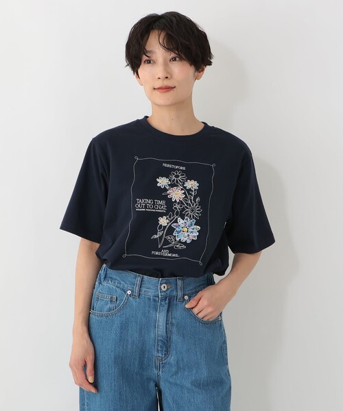 Afternoon Tea(アフタヌーンティー)の「パッチワーク刺繍Tシャツ/リバティプリント(Tシャツ/カットソー・レディース・オフホワイト/アイボリー/ネイビー・MEDIUM)」の3枚目の写真