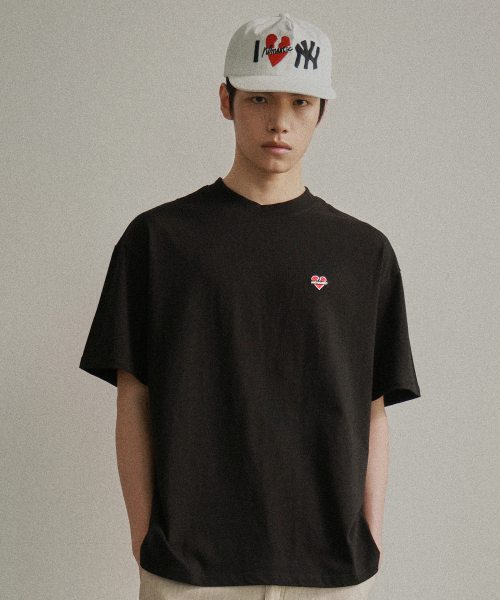 Beyond Closet(-)の「ノーマンティック ロゴ コットン 半袖Tシャツ ブラック(Tシャツ/カットソー・メンズ・その他・SMALL/MEDIUM)」の1枚目の写真