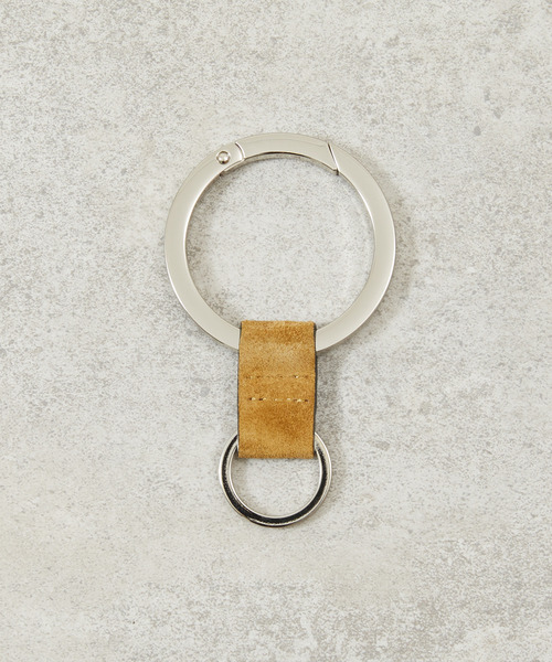 And A（アンドエー）の「ITTI イッチ / CRISTY RING RING MOSSA LDN 撥水スエードキーホルダー 牛革 / ITTI-GOODS-003-MOS（キーホルダー・メンズ・ベージュ/ブラック・FREE）」の14枚目の写真