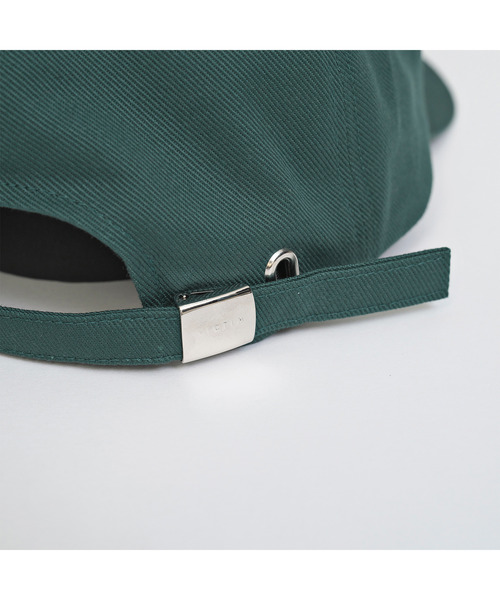 VICTIM(ヴィクティム)の「VICTIM ヴィクティム / TWILL B.B CAP CA4LA カシラコラボレーションコットンツイルベースボールキャップ / VTM-26-A-001(キャップ・メンズ・レッド/グリーン/ネイビー/ブラック・FREE)」の6枚目の写真