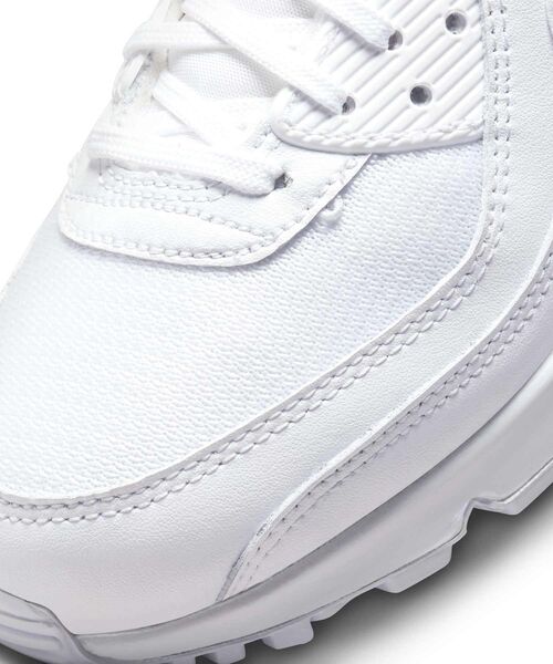 NIKE(ナイキ)の「ナイキ エア マックス 90 プレミアム ウィメンズシューズ / Nike Air Max 90 Premium Women's Shoes DH0569-100 White(スニーカー・レディース・ホワイト・22.5/26/25.5/22/25/24.5/24/23.5/23)」の7枚目の写真