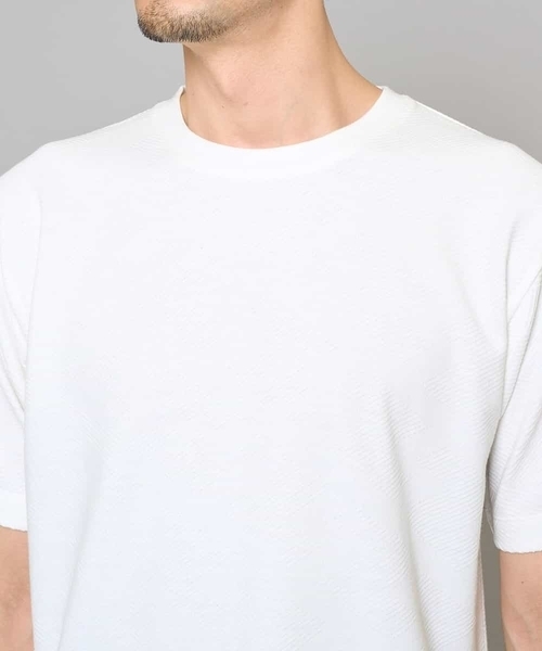 a.v.v（アーヴェヴェ）の「【イージーケア/洗濯機で洗える】キカジャカードセミワイドシルエットカットソー（Tシャツ/カットソー・メンズ・ライラック/グリーン・46/50）」の12枚目の写真