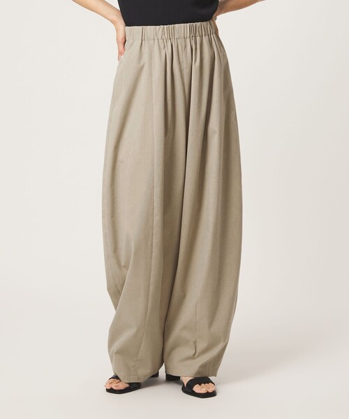green label relaxing(グリーンレーベルリラクシング)の「【WEB限定】<at ease>カーブ パンツ マシンウォッシャブル ストレッチ UVカット(その他パンツ・レディース・ブラック/ダークブラウン/ベージュ・36/SHORT/40/38/TALL)」の4枚目の写真