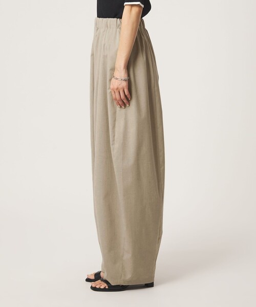 green label relaxing(グリーンレーベルリラクシング)の「【WEB限定】<at ease>カーブ パンツ マシンウォッシャブル ストレッチ UVカット(その他パンツ・レディース・ブラック/ダークブラウン/ベージュ・36/SHORT/40/38/TALL)」の19枚目の写真