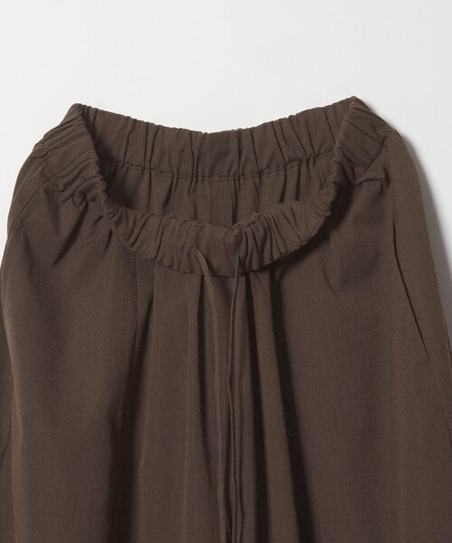 green label relaxing(グリーンレーベルリラクシング)の「【WEB限定】<at ease>カーブ パンツ マシンウォッシャブル ストレッチ UVカット(その他パンツ・レディース・ブラック/ダークブラウン/ベージュ・36/SHORT/40/38/TALL)」の18枚目の写真
