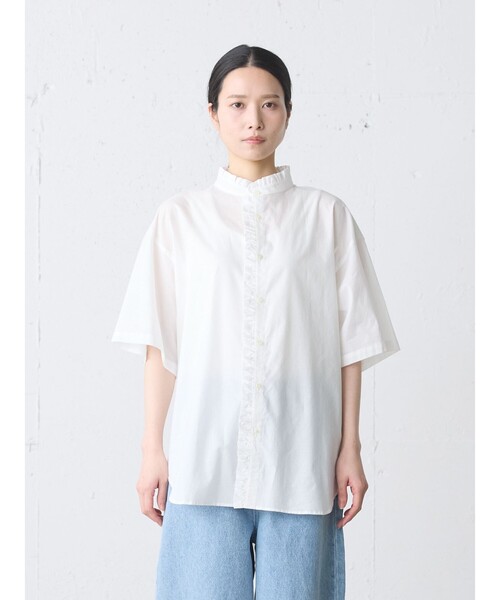 MidiUmi(ミディウミ)の「MidiUmi フリルワイドシャツ(シャツ/ブラウス・レディース・ブラック/ライトブルー/オフホワイト・FREE)」の2枚目の写真