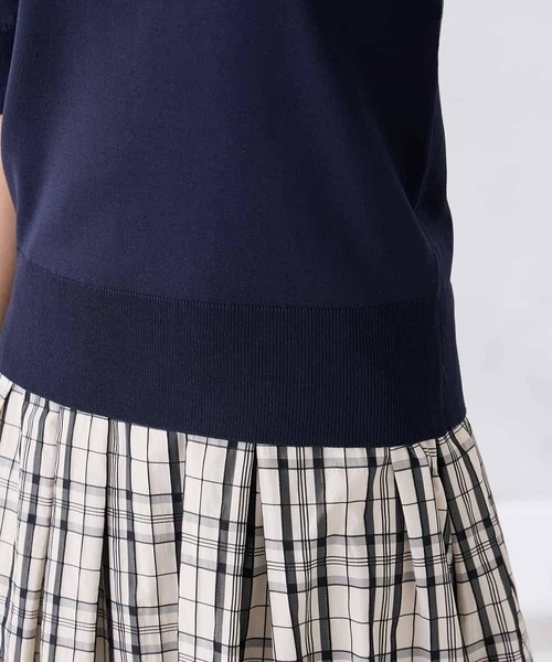 a.v.v（アーヴェヴェ）の「襟付きサマーニット（ニット/セーター・レディース・ピンク/ネイビー・39）」の5枚目の写真