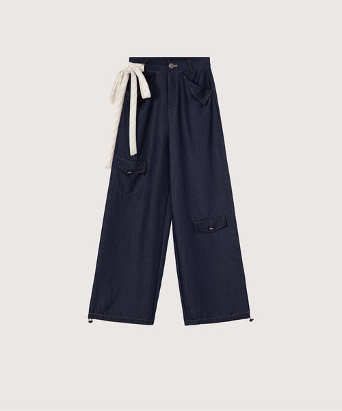 LA POMME petit(ラポミ・プチ)の「Frill Design Denim Cami Set Up(セットアップ・レディース・ブルー・SMALL/MEDIUM/LARGE)」の3枚目の写真