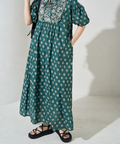 FREAK'S STORE(フリークスストア)の「限定展開 インド 花柄 フロント 切り替え ワンピース(ワンピース・レディース・ベージュ/グリーン/ブラック・SMALL/MEDIUM)」の10枚目の写真