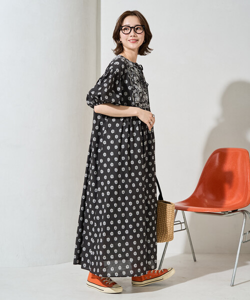 FREAK'S STORE(フリークスストア)の「限定展開 インド 花柄 フロント 切り替え ワンピース(ワンピース・レディース・ベージュ/グリーン/ブラック・SMALL/MEDIUM)」の22枚目の写真