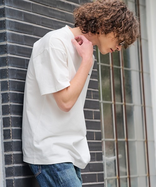 ragged mountain(ラギットマウンテン)の「【RAGGED MOUNTAIN/ラギットマウンテン】【背中で見せるバックプリント】ALITON/アリトン ビッグT バックプリントTシャツ ルーズシルエット ストリート アウトドア 綿100%(Tシャツ/カットソー・メンズ・ブラック/ベージュ/カーキ/ホワイト・LARGE/X-LARGE/MEDIUM)」の14枚目の写真