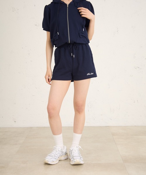 FCMM(エフシーエムエム)の「SWEAT SHORT PT/スウェットショートパンツ(スウェットパンツ・レディース・ネイビー/グレー/ピンク・MEDIUM/SMALL)」の4枚目の写真