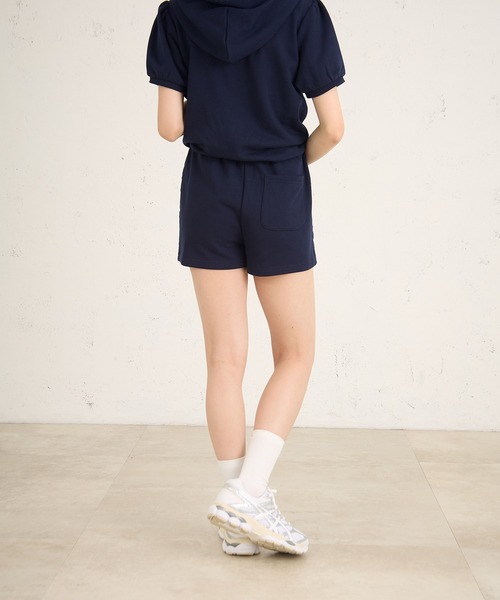 FCMM(エフシーエムエム)の「SWEAT SHORT PT/スウェットショートパンツ(スウェットパンツ・レディース・ネイビー/グレー/ピンク・MEDIUM/SMALL)」の6枚目の写真