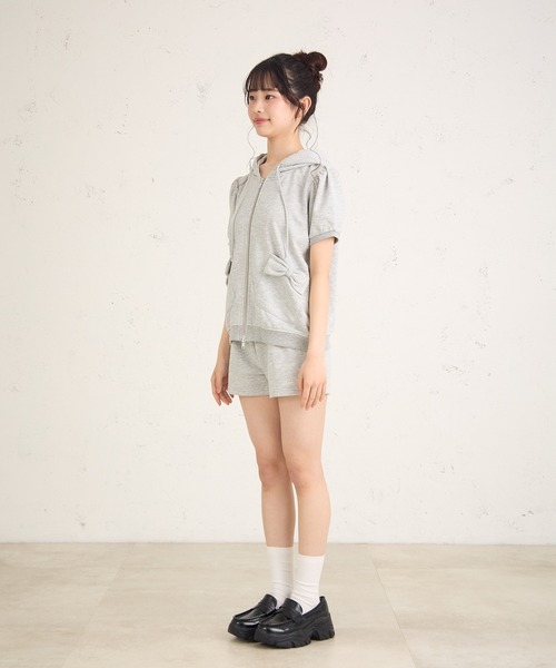 FCMM(エフシーエムエム)の「SWEAT SHORT PT/スウェットショートパンツ(スウェットパンツ・レディース・ネイビー/グレー/ピンク・MEDIUM/SMALL)」の14枚目の写真